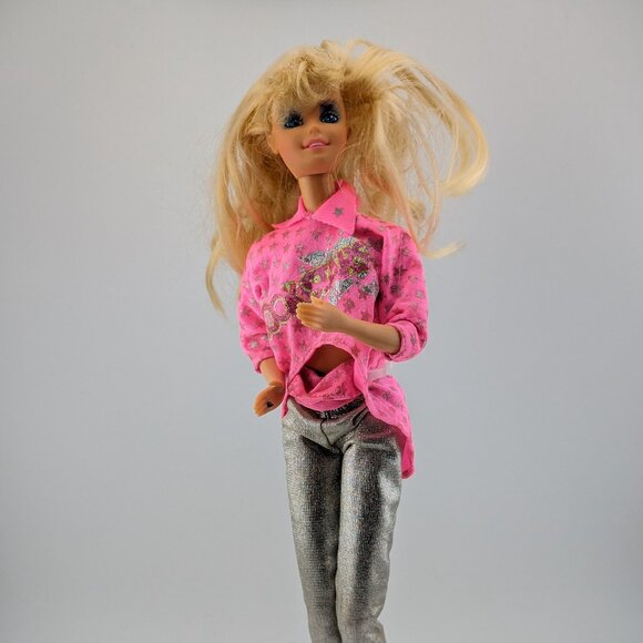 Bundle of 14 Vintage Barbie and Ken dolls - Picture 6 of 15